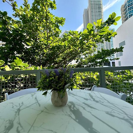 Modern Apartment In Edgewater Miami Exterior photo